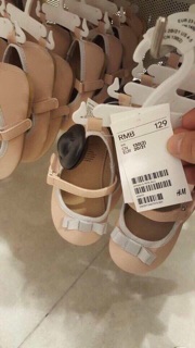 Giày H&M dư sịn
