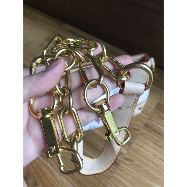 Pass túi hiệu, thanh lí túi LV 7 màu