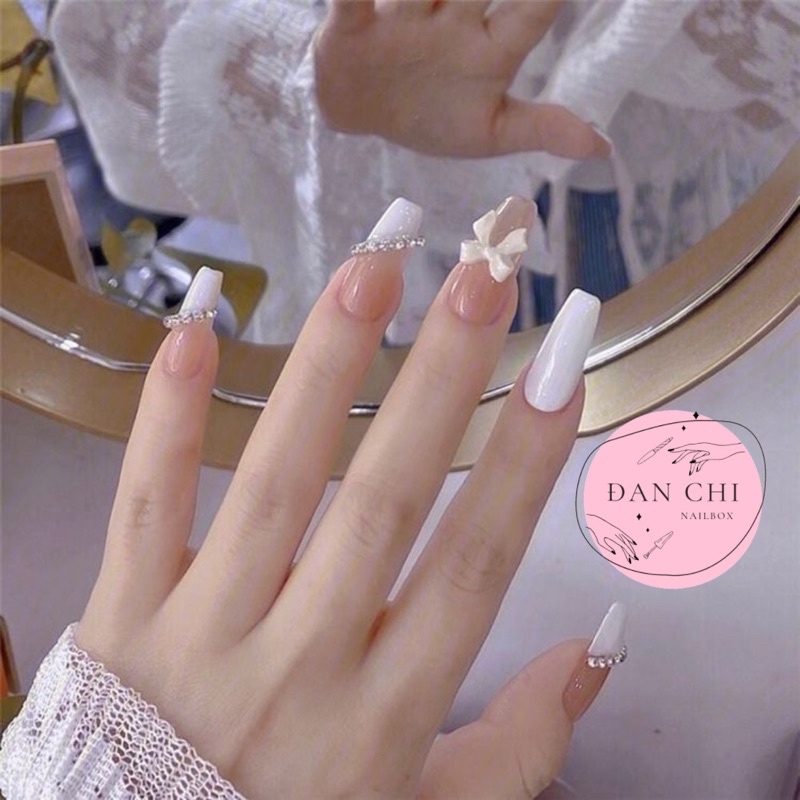 NailBox móng úp thiết kế sẵn Mẫu Hồng Charm Nơ Trắng