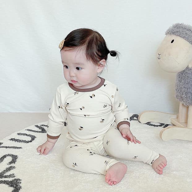 set 2 bộ bé gái