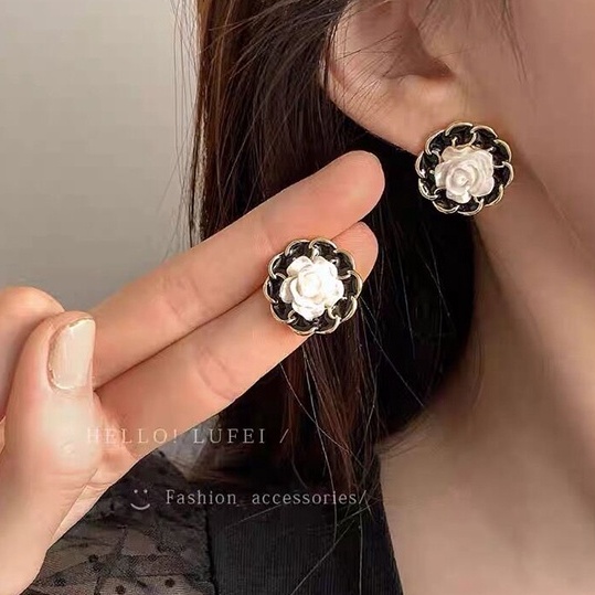 Khuyên Tai Đính Ngọc Trai Không Cần Lỗ Phong Cách Hàn Quốc Thanh Lịch Cho Nữ