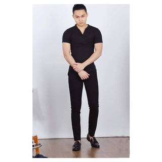 Áo thun nam cổ chữ V