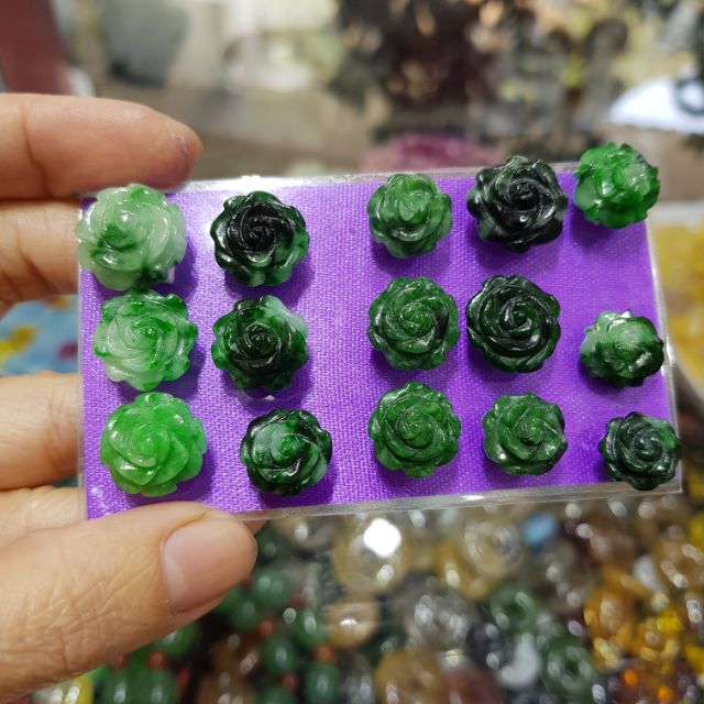 Mặt Hoa mẫu đơn màu xanh lá C.Thạch