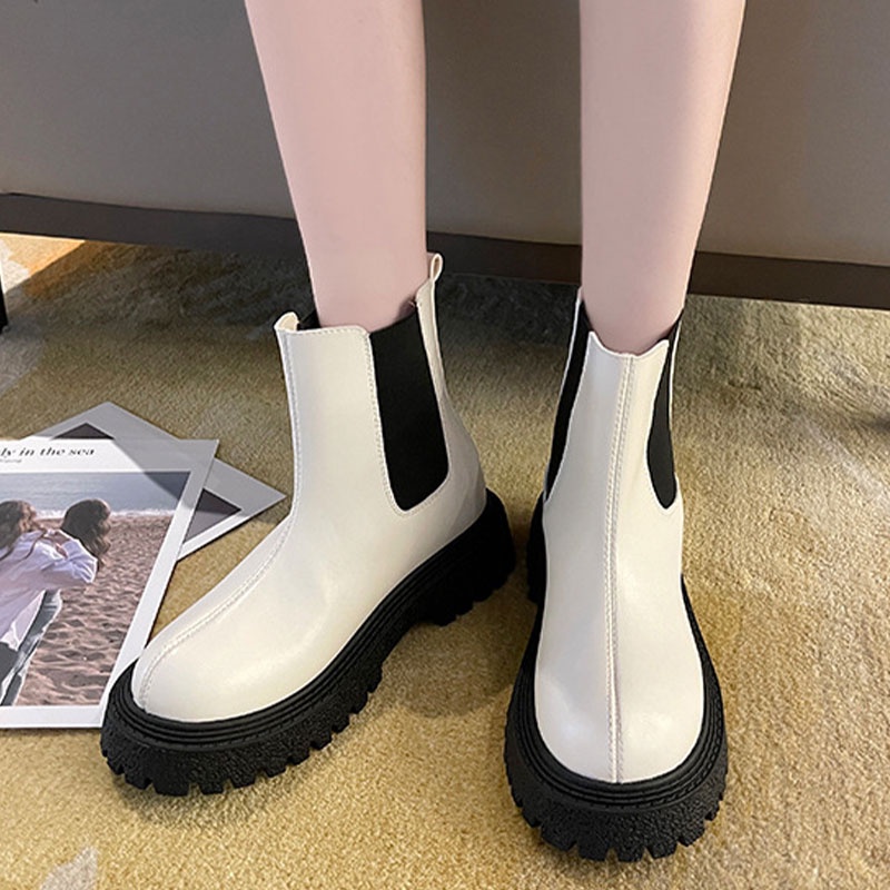 Giày Boots Martin Mũi Tròn Đế Dày Phong Cách Thời Trang Hàn Quốc