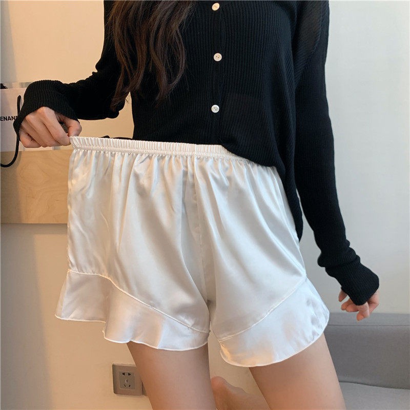 Quần sooc đùi lụa satin cách điệu mềm mát cao cấp yolosexy A05