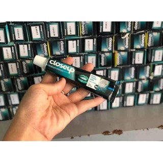 Kem đánh răng Close up vị dừa the mát 30gr