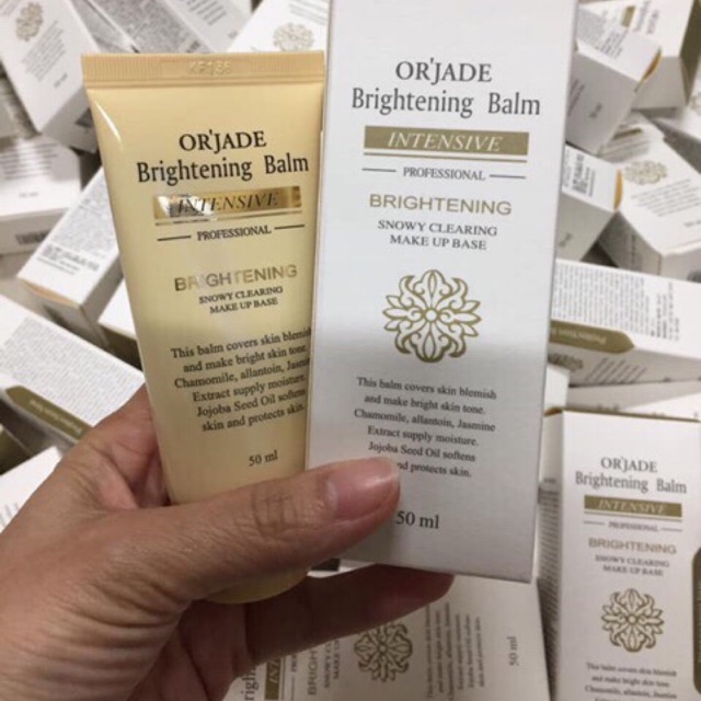 Kem nền chính hãng