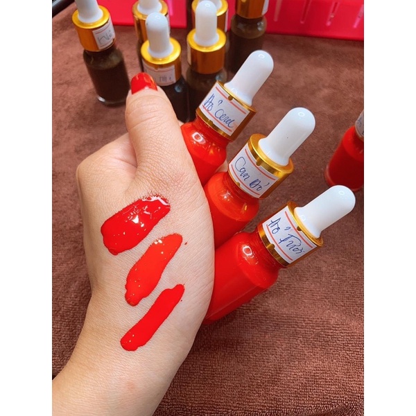 Mực phun môi pha sẵn