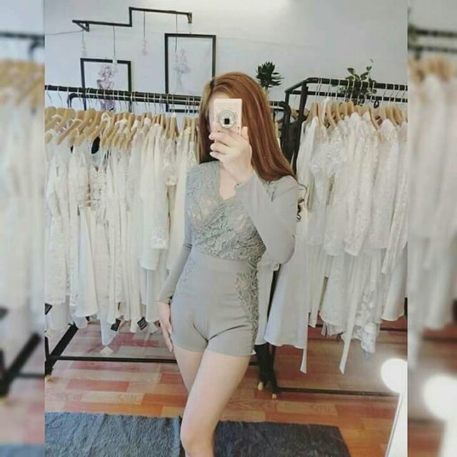 Jump ngắn ren sexy tay dài