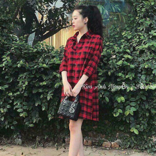 Váy sơ mi kẻ. Phom rộng