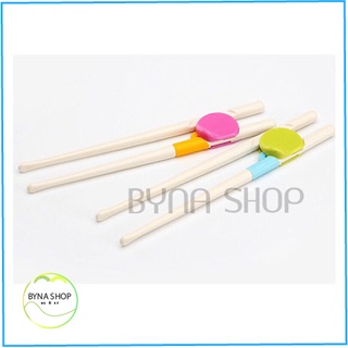 Đũa tập ăn cho bé hàng Nhật