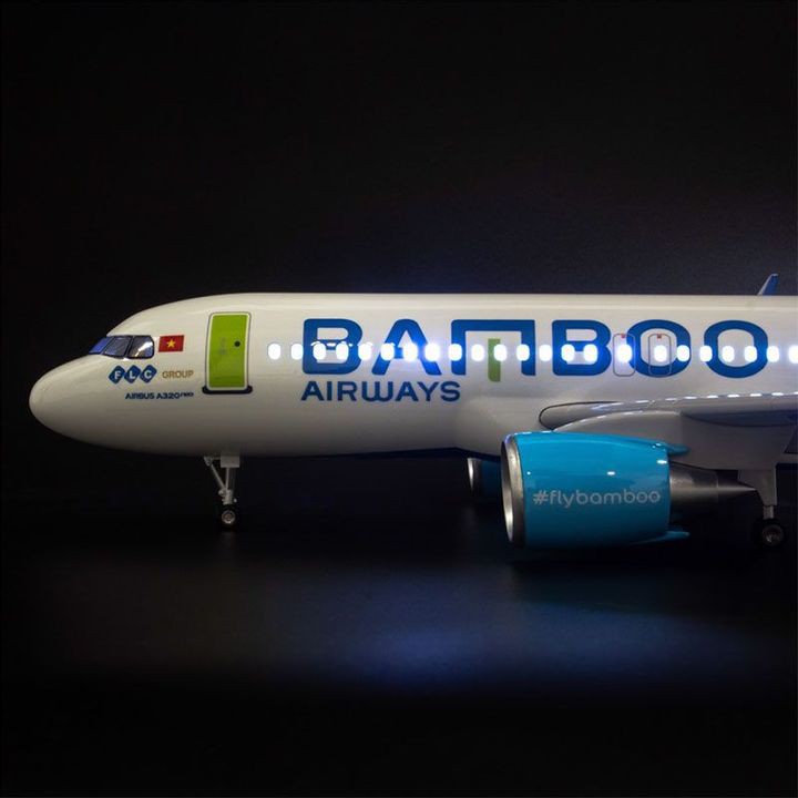 Mô hình Máy bay lắp ghép BamBoo Airways Airbus A320 47cm