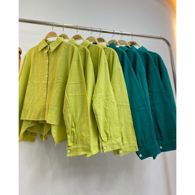 Áo Sơ Mi nữ  đũi xẻ lưng sau, Áo sơ mi nữ tay dài dáng croptop xẻ lưng 2 màu trắng xanh - Hàng có sẵn