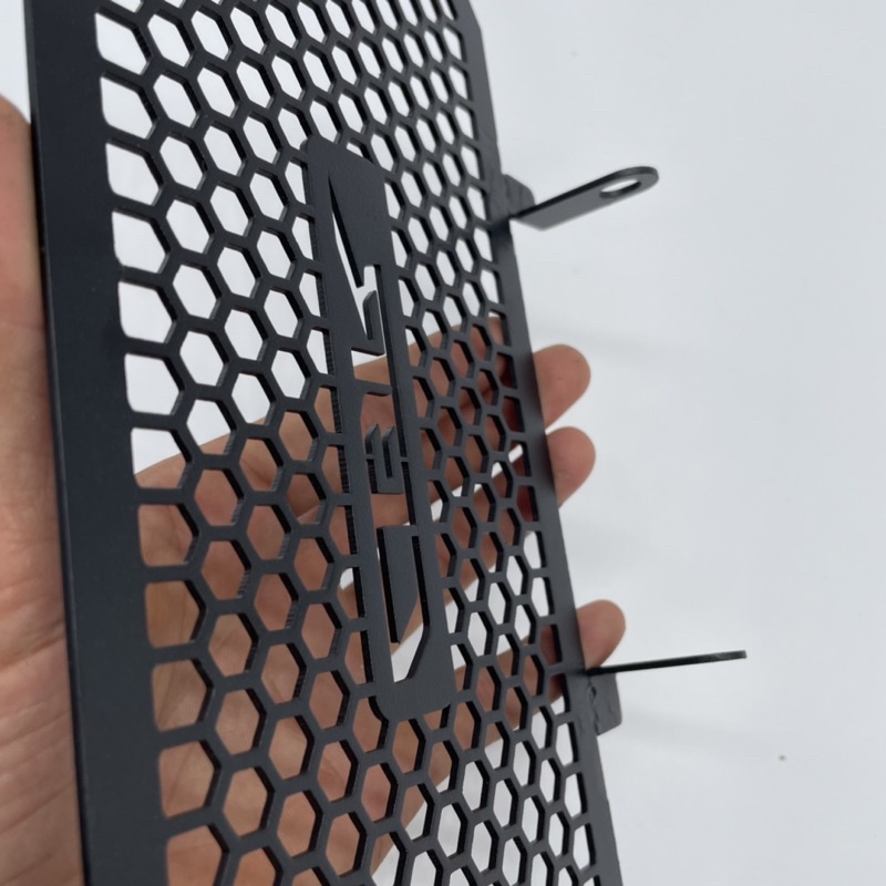 Bảo vệ két nước cho CBR150R, CB150R 2020 - 2021 che két nước.