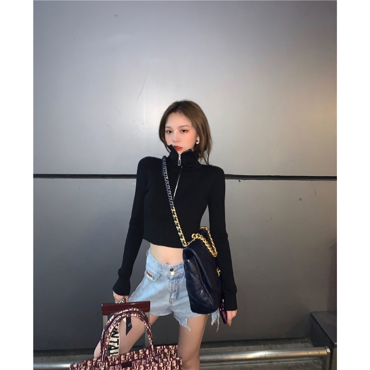 Áo Croptop Tay Dài Cổ Polo Dáng Ôm Thời Trang Cho Nữ | BigBuy360 - bigbuy360.vn
