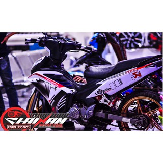 Tem Xe Exciter 135 Trắng Đen Chỉ Đỏ