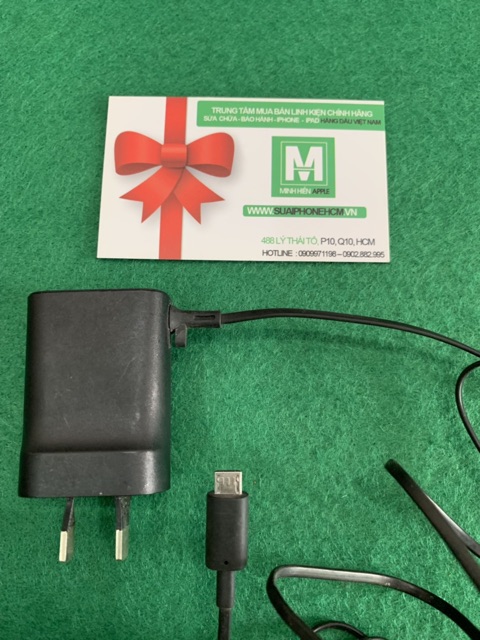 Sạc nokia 8800 zin máy Phần Lan BH 12th chân sạc kim