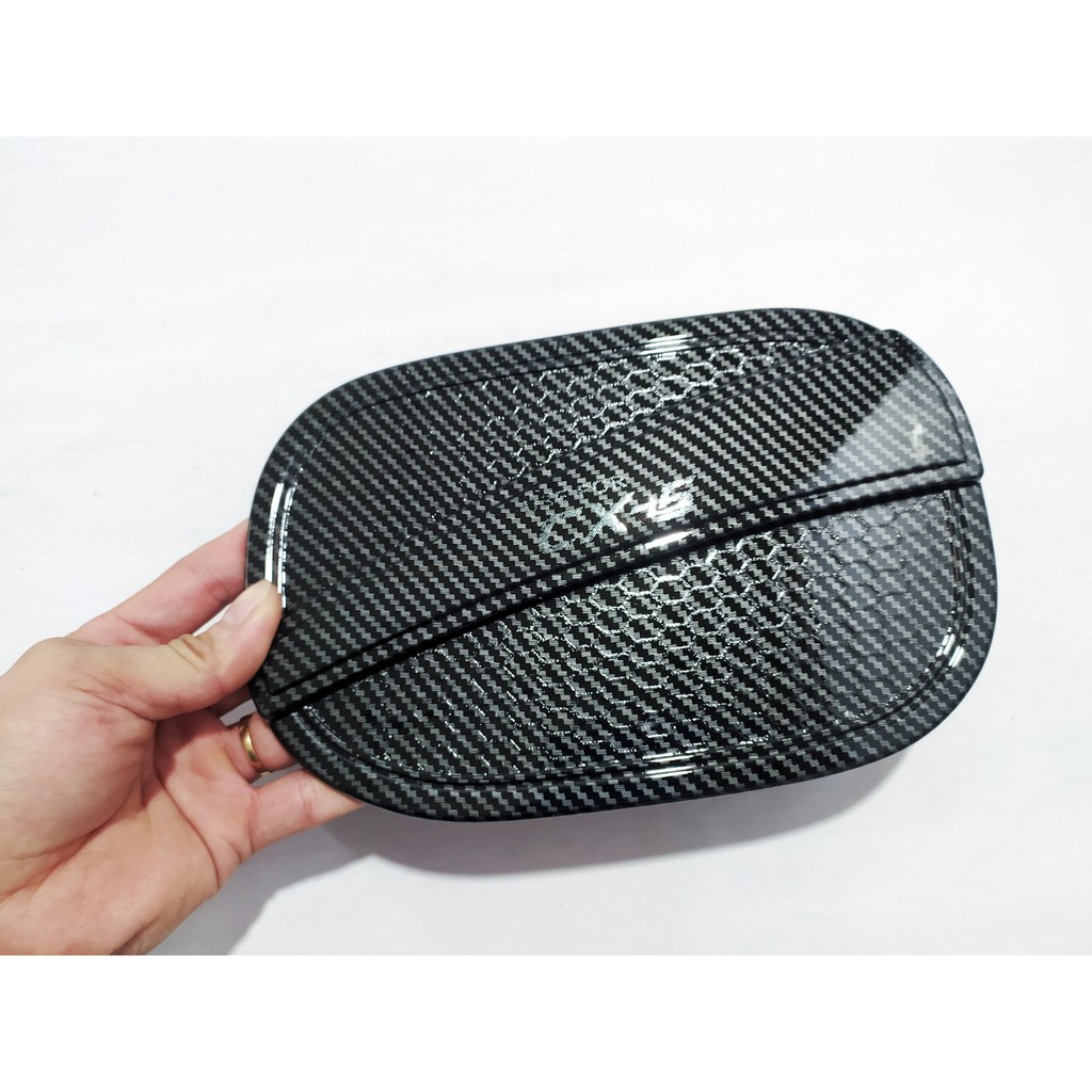 Ốp Nắp Xăng Xe Mazda CX5 2022-2018 Vân carbon Cao Cấp