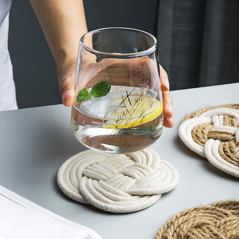 Tấm lót bàn ăn cách nhiệt phong cách Bắc Âu tiện lợi cho nhà bếp