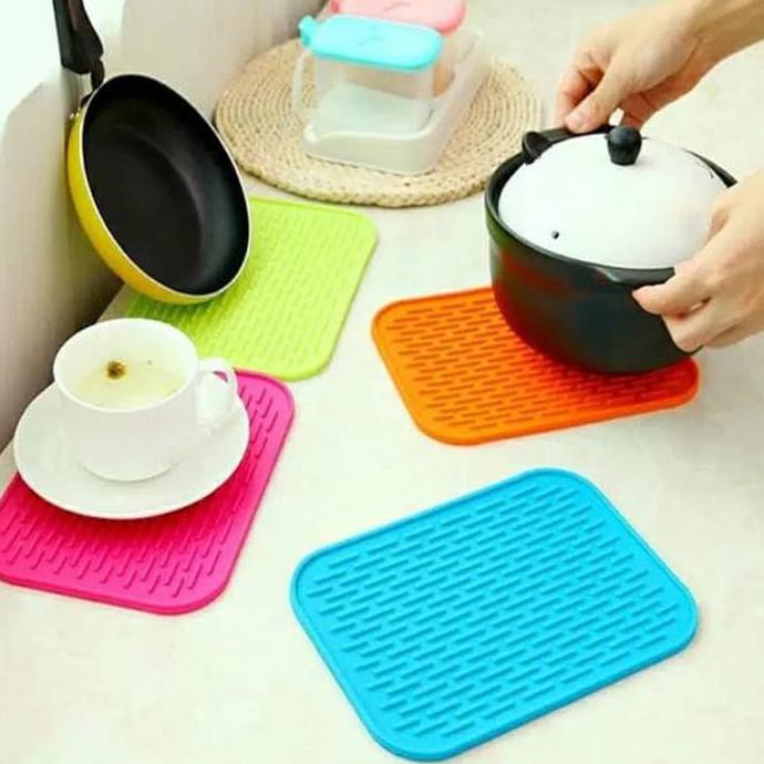 Thảm Silicone Chịu Nhiệt Chống Trượt Đa Năng | BigBuy360 - bigbuy360.vn