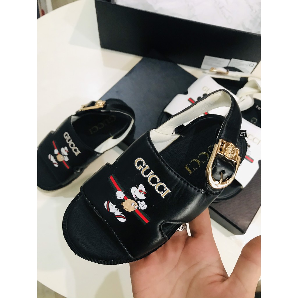 Sandal mickey trẻ em chống trượt thời trang