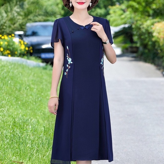 Đầm Thiết Kế Trung Niên, Mẫu Đầm Suông Cho Mẹ Chất Cotton lạnh Chiffon Thêu hoa Đào | Thời Trang NP Clothing