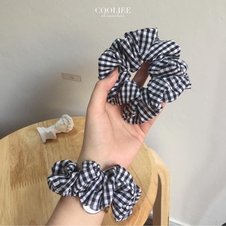 Dây cột tóc scrunchies kẻ caro đen trắng