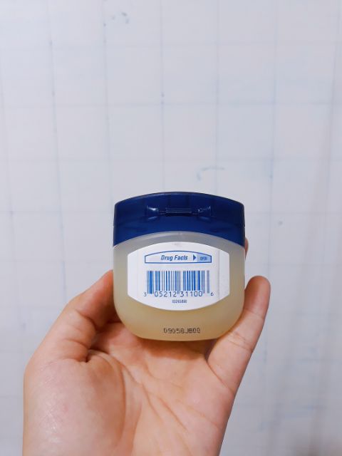 Sáp Dưỡng Ẩm Vaseline 100% Pure Petroleum Jelly Original 49g