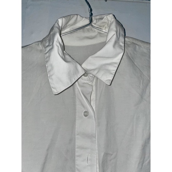 Áo sơ mi trắng oversize vải thô