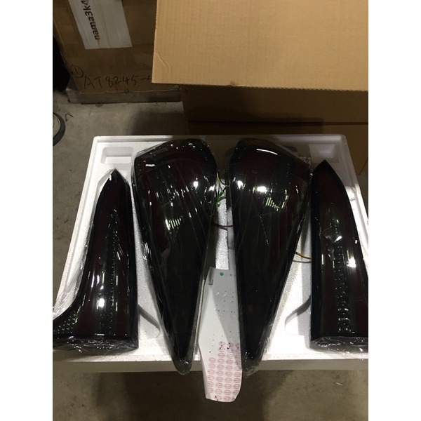 Đèn hậu Toyota Fortuner full Led