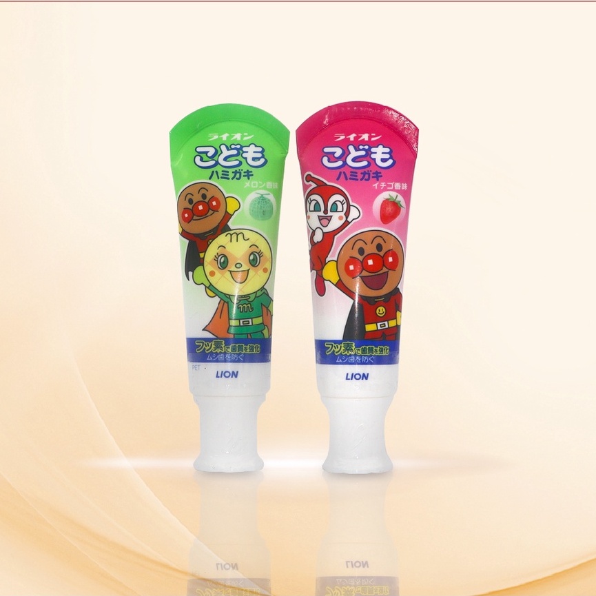 Kem đánh răng trẻ em nuốt được Lion nội địa Nhật