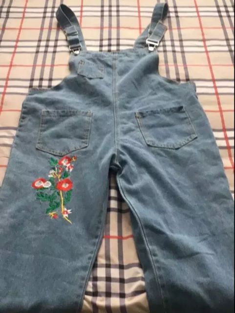 Yếm bò thêu hoa_701 | BigBuy360 - bigbuy360.vn