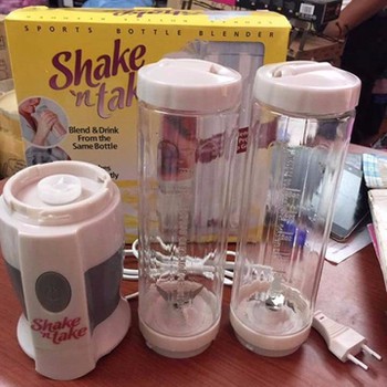 Máy xay sinh tố shake take3 2 cối( Giao màu ngẫu nhiên)