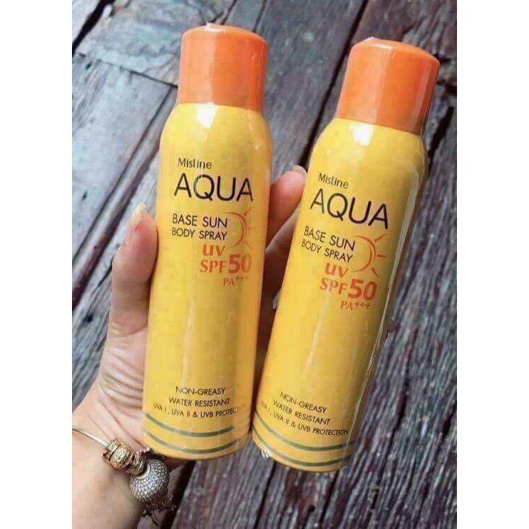 Xịt chống nắng Aqua