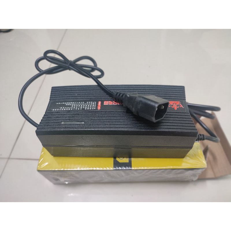 sạc xe điện 48v 12Ah và 20Ah