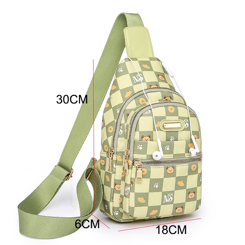 Túi Đeo Chéo Ngực Đựng Điện Thoại In Họa Tiết Gấu Ngọt Ngào Hợp Thời Trang Cho Nữ