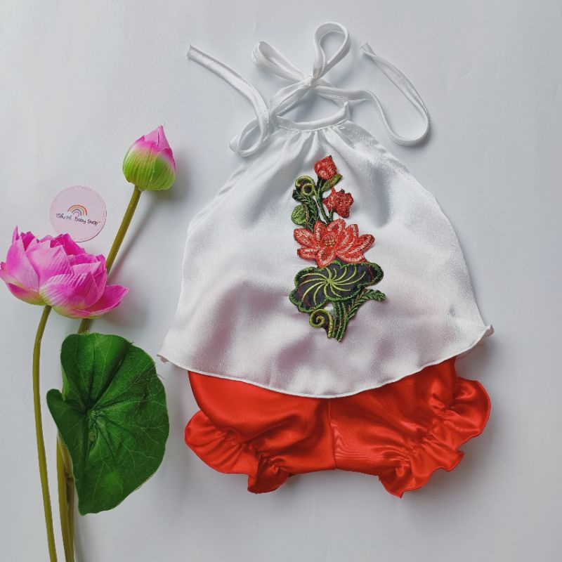 Yếm Đào Siêu Cho Bé Gái size từ 3- 15kg