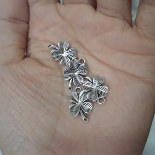 Phụ liệu làm đồ handmade -Charm cỏ 4 lá may mắn ( chiếc)