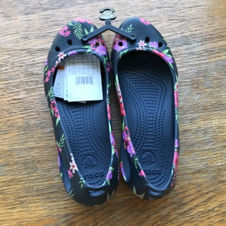 Giày nữ CROCS