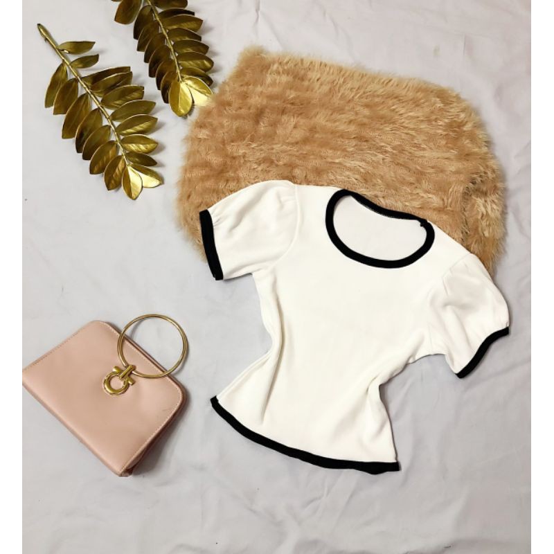 áo croptop viền cổ | BigBuy360 - bigbuy360.vn