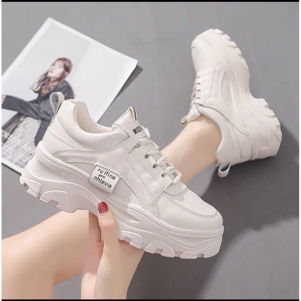 Giày thể thao sneaker nữ giá rẻ cổ thấp độn đế 5cm ,giày nữ màu trắng giúp tăng chiều cao hiệu quả