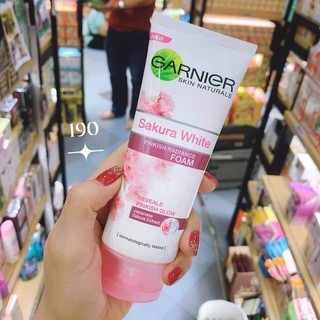 SỮA RỬA MẶT GARNIER CHO PHÁI NỮ