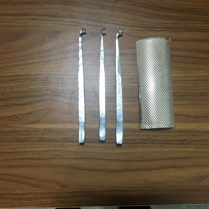 Bộ vá xăm xe máy tiện lợi