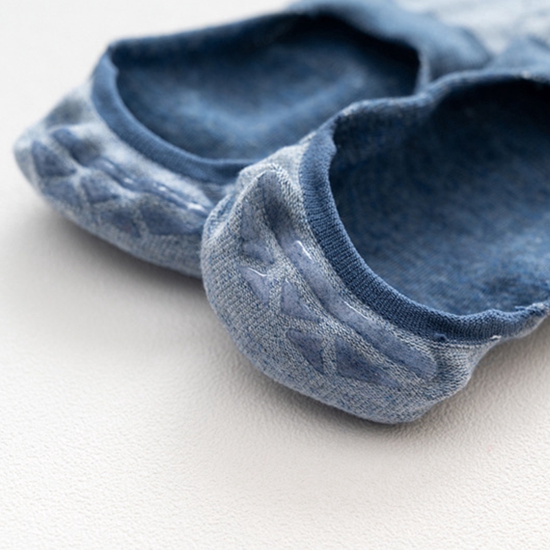 Tất ngắn dưới mắt cá chân xinh xắn tiện dụng