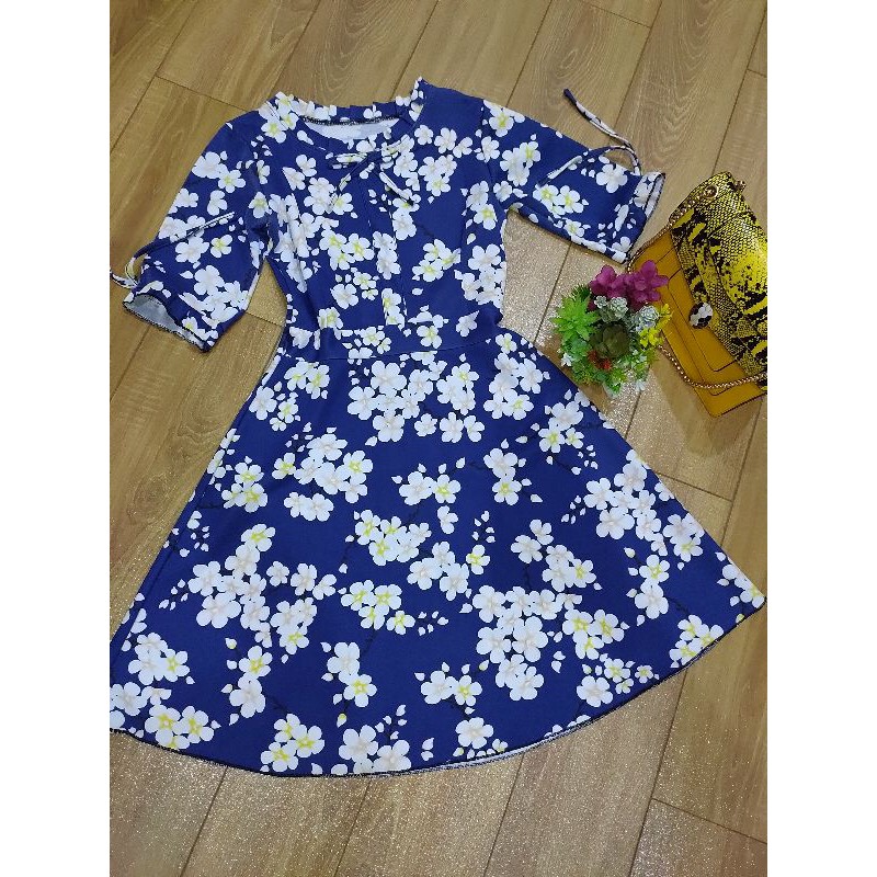 Váy tay lỡ hoạ tiết hoa văn xanh H77