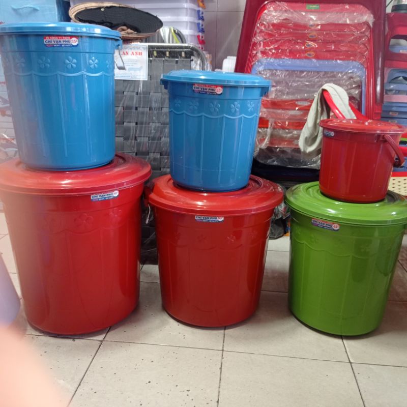 Thùng nhựa tròn có nắp