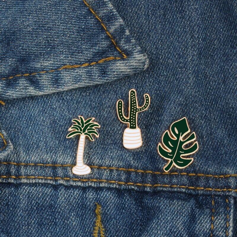 Pin cài áo xương rồng cactus/ cây dừa  - GC026