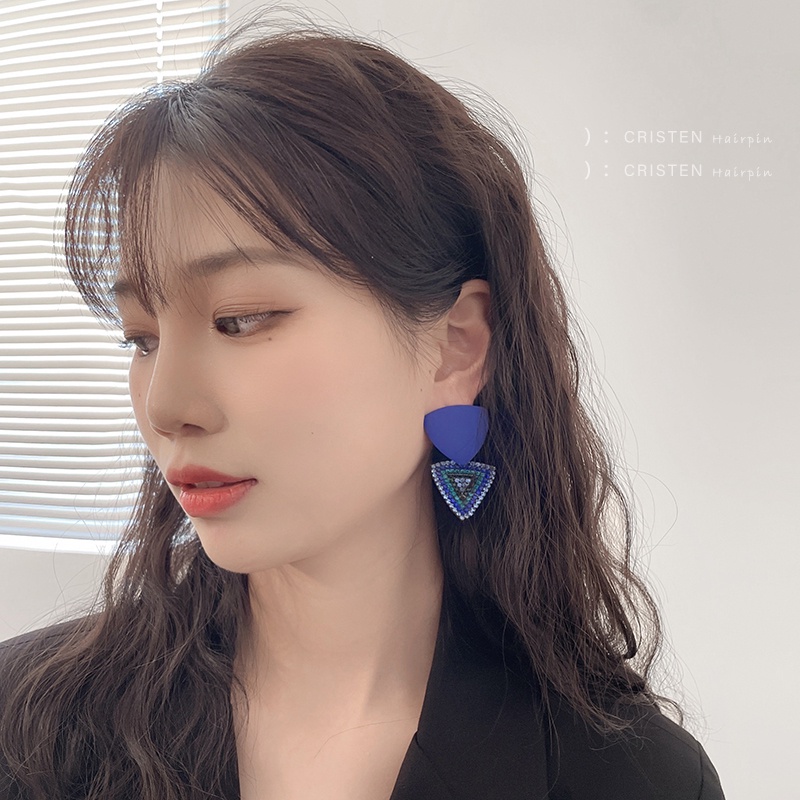 Bông tai nhiều mẫu mã tuỳ chọn màu xanh dương