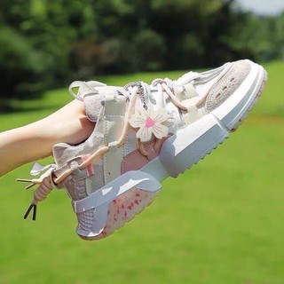 Giày sneaker độn đế Hoa Anh Đào