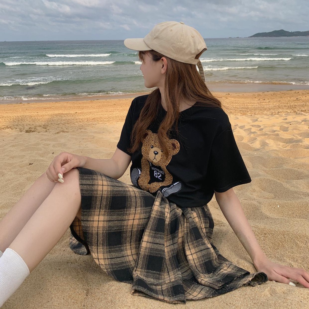 Bộ Áo Thun In Hình Gấu + Chân Váy Xếp Ly Họa Tiết Caro Thời Trang Mùa Hè Cho Nữ